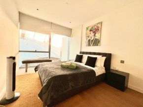 Lovely 2Bedroom Apartment at O2 London 01